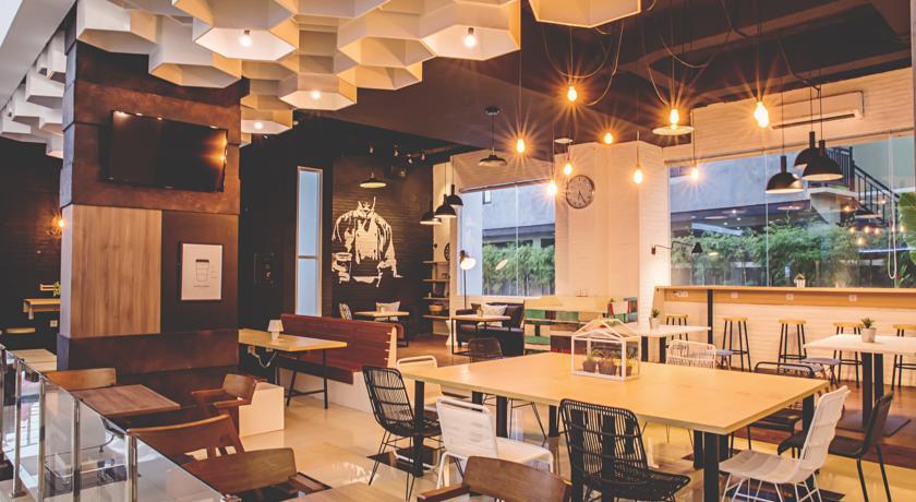 Berry Biz Hotel 세미냑 외부 사진