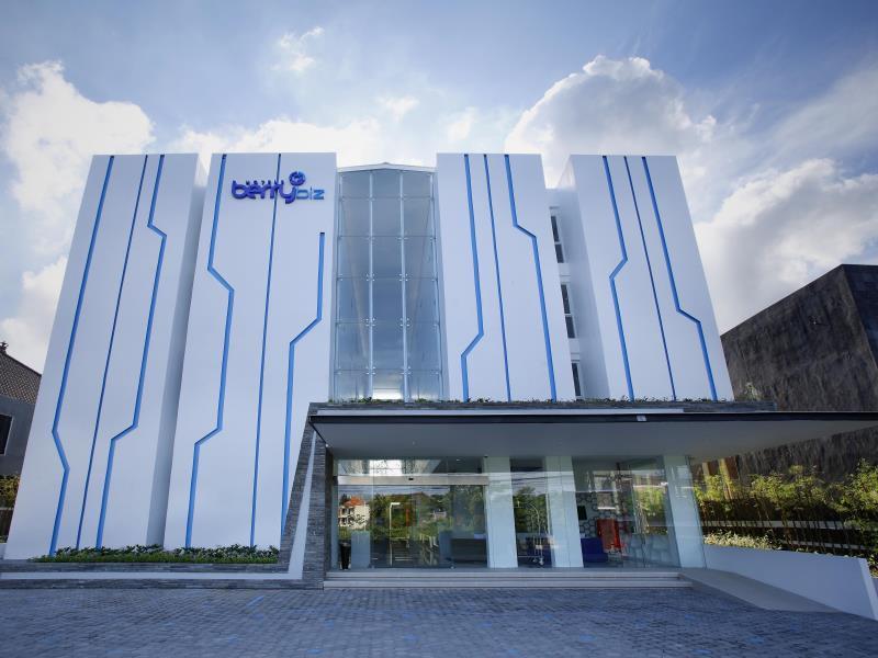 Berry Biz Hotel 세미냑 외부 사진