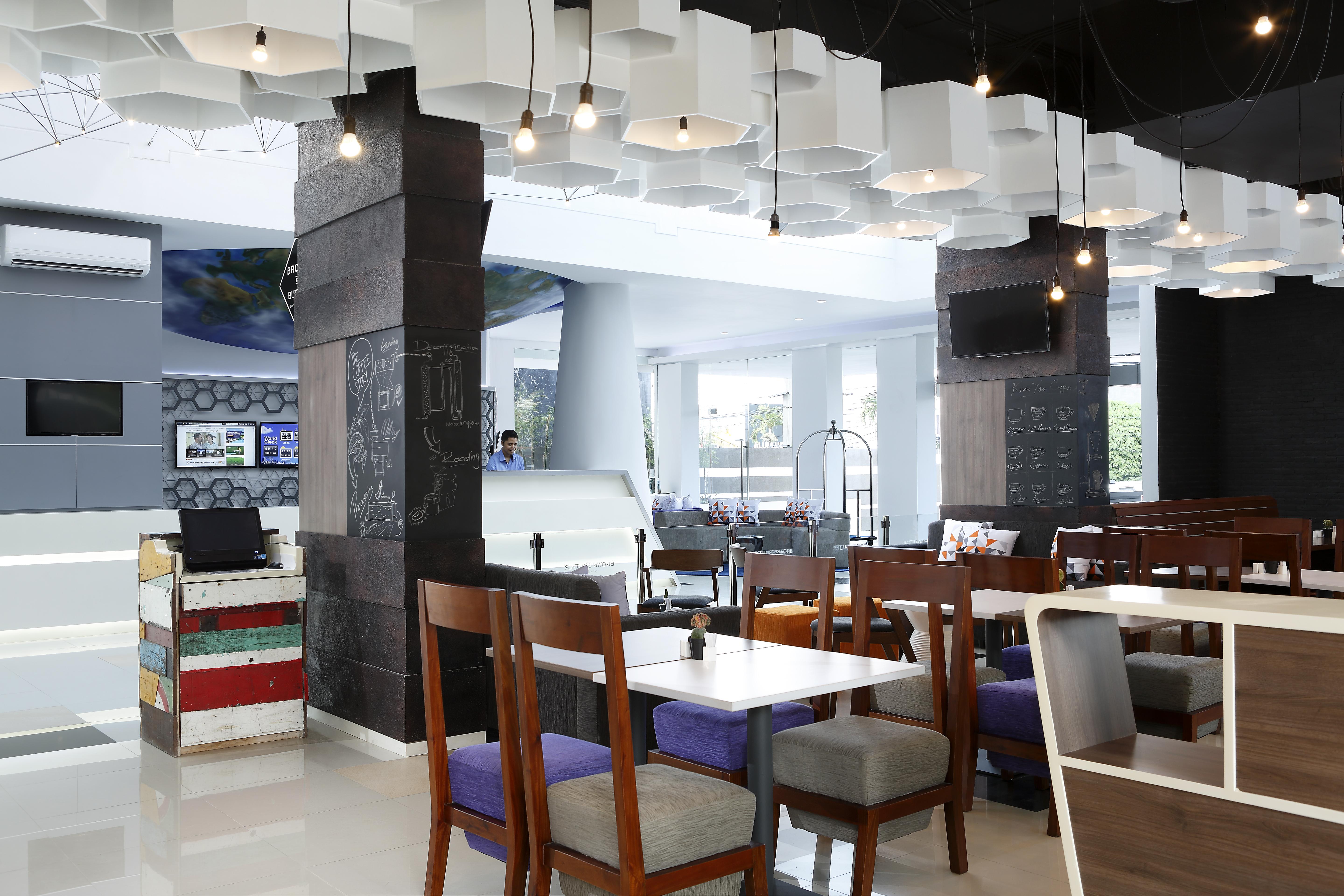 Berry Biz Hotel 세미냑 외부 사진